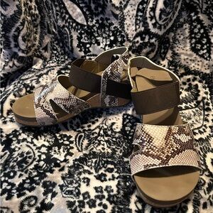 Stylish Snake Print Sandals